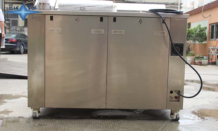 超聲波清洗機(jī)常見類型及使用注意事項(xiàng)