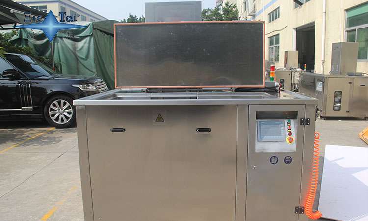 超聲波清洗技術:家居金屬用品的清潔與光亮度恢復 超聲波清洗技術:家居金屬用品的清潔與光亮度恢復