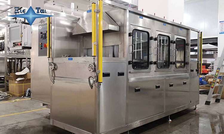 超聲波清洗機(jī)的烘干功能解析:原理、作用與應(yīng)用場(chǎng)景 超聲波清洗機(jī)的烘干功能解析:原理、作用與應(yīng)用場(chǎng)景